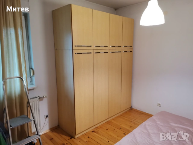 Четирикрилен Гардероб с надстройка, снимка 2 - Гардероби - 54370790