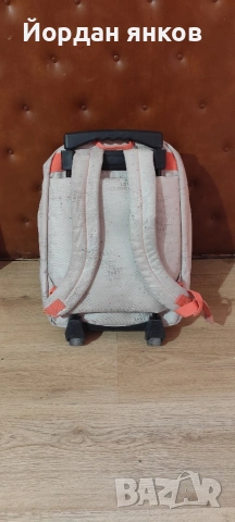 Ученическа раница с колелца (тролей) Esprit, снимка 2 - Раници - 54364650