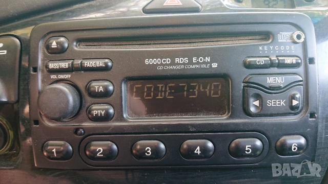 Работещо CD6000 c AUX за форд. 