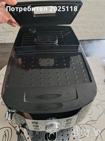 Кафеавтомат Delonghi Magnifica S, снимка 2 - Кафемашини - 54781936
