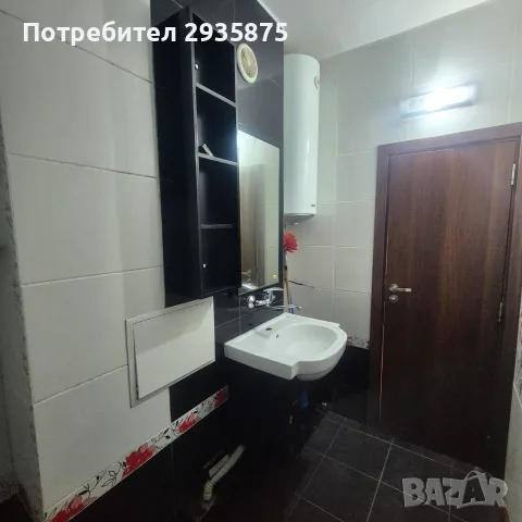 Просторен 3- стаен апартамент, снимка 13 - Апартаменти - 55699193