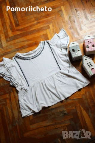 Красива, лятна, бяла блуза с ръкави тип крила от Mango, снимка 2 - Тениски - 54127210