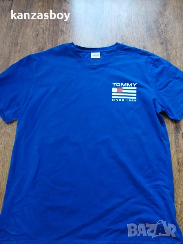 Tommy Hilfiger - страхотна мъжка тениска КАТО НОВА XL , снимка 7 - Тениски - 55212065