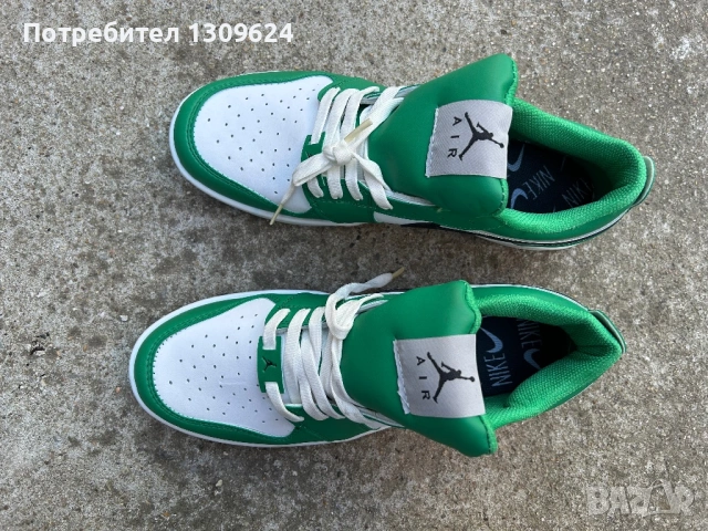 Nike Air Jordan 1 Low в цвят "Pine Green" (зелено/бяло/черно)., снимка 3 - Други - 54567555