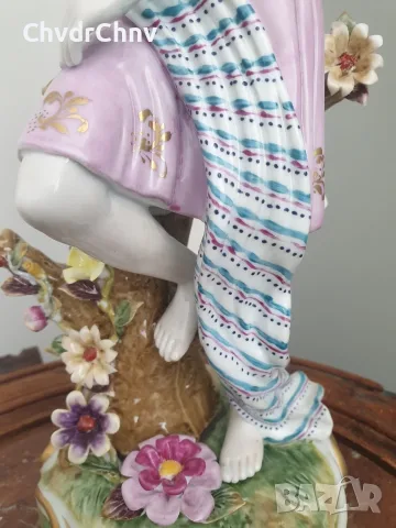 Meissen фигура 34см-1,5кг/Майсен порцеланова статуетка на момиче с цветя, снимка 10 - Статуетки - 55606434