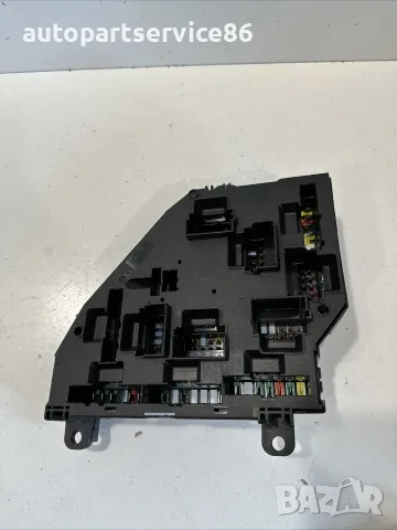 Кутия с предпазители за BMW F10 F11 530Xd (2012) 9234424, снимка 2 - Части - 55379492