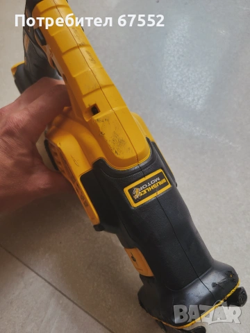 Безчетков саблен трион Dewalt dcs367. Само тяло. 110€ (цената е крайна), снимка 5 - Други инструменти - 55145425