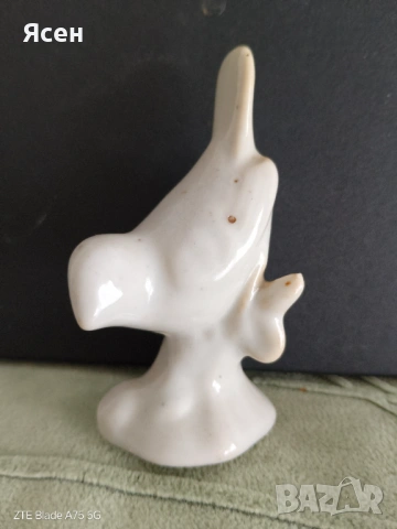 Порцеланово пиленце.От 60-те години.