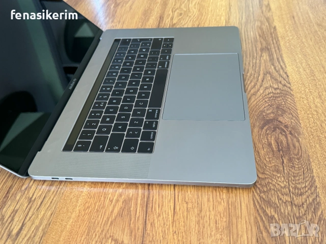 15.4' Core i7 Apple MacBook Pro Late 2016 SG TouchBar 16GB RAM/512GB SSD/Radeon Pro 460 4GB/Бат 4ч, снимка 10 - Лаптопи за работа - 50420967