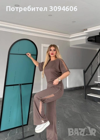 Дамски комплект Alo с камъни, снимка 2 - Спортни екипи - 54145037