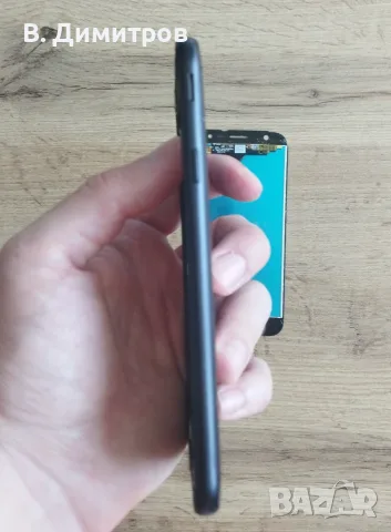 Samsung Galaxy J3 (2017) SM-J330FN без екран – за части или ремонт, снимка 5 - Samsung - 55639873