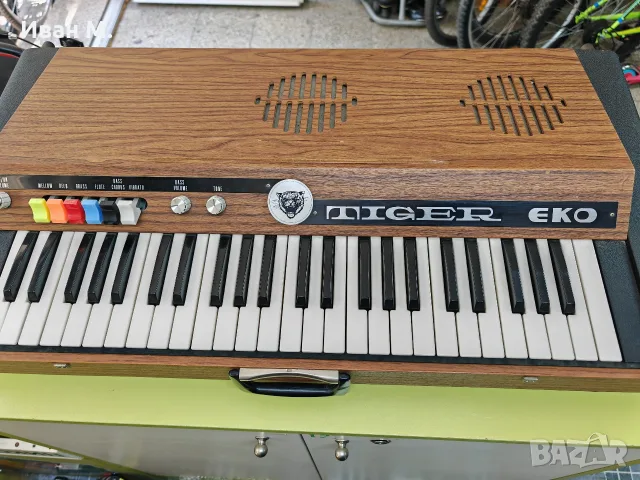 Комбо орган Eko Tiger , снимка 5 - Синтезатори - 55686165