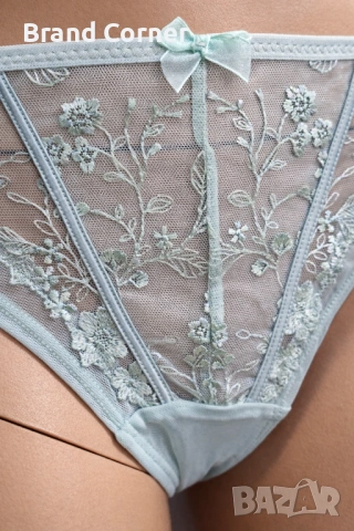 Комплект дамско бельо Hunkemöller – сутиен 75C и бикини S, светло синя дантела, снимка 8 - Бельо - 54516710