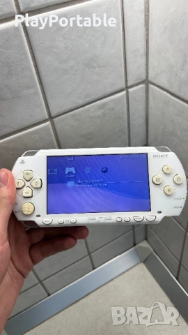 Modded PSP 1000 White 64GB 75+ games, снимка 2 - PlayStation конзоли - 54893265