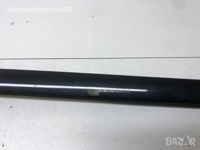 Лайстна за предно стъкло предна дясна за Volvo XC60 (2011) 30784798 OEM, снимка 2 - Части - 55638681
