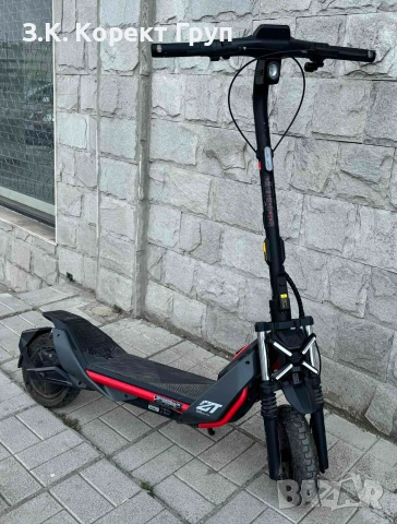 SEGWAY KICK SCOOTER ZT3 PRO E 650 W
