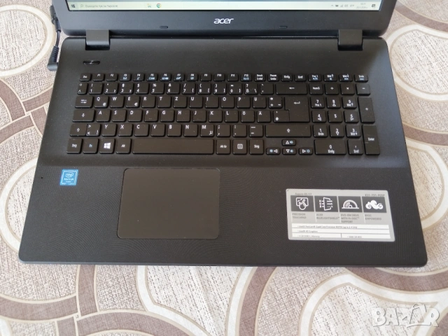 Лаптоп Acer Aspire ES1-731, снимка 5 - Лаптопи за дома - 54004788