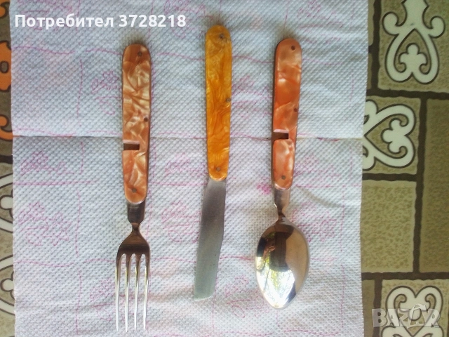 Туристически комплект за хранене , снимка 2 - Антикварни и старинни предмети - 55239588