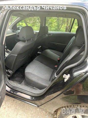 Opel Astra H 1.7CDTI, снимка 8 - Автомобили и джипове - 54510404
