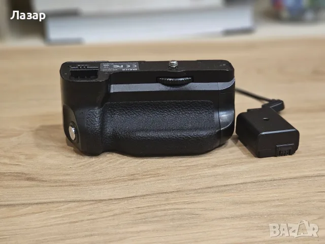 Грип за фотоапарати от Sony Alpha серията MK-A6300, снимка 13 - Батерии, зарядни - 55694014