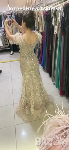 Бална рокля с пера, снимка 2 - Рокли - 54008207