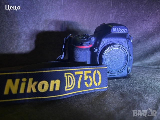 Фотоапарат Nikon D750 с обективи и принадлежности