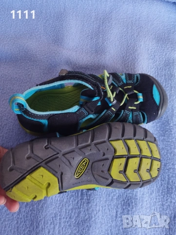 Keen номер 35., снимка 3 - Детски сандали и чехли - 55067190
