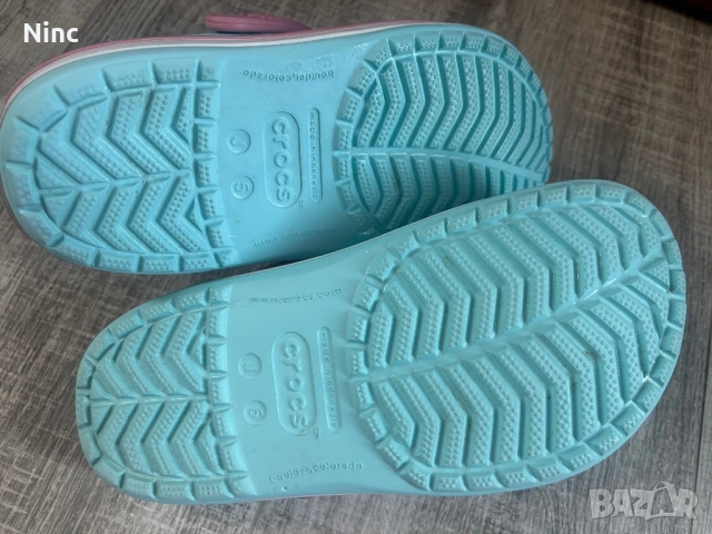 Детско сабо Crocs 37, снимка 4 - Детски сандали и чехли - 54594061