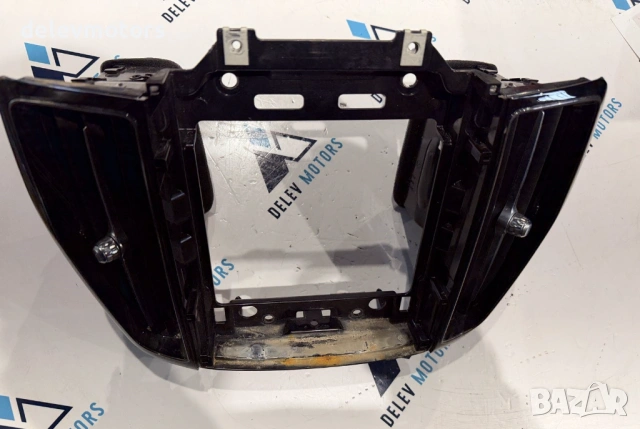 31417738, 31477274, 31477275 централен панел с духалки от Volvo XC60 2 B5 Mild-Hybrid AWD 2.0 дизел, снимка 4 - Части - 54069245