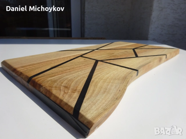 Modern Live Edge Cutting Board, снимка 2 - Други - 53982554