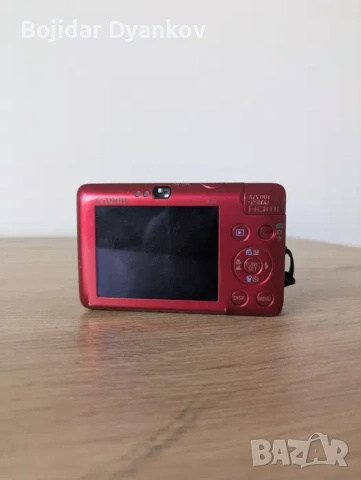 Canon IXUS 100 IS - РЕТРО СНИМКИ стил Y2K (Year 2000) Дигитален Фотоапарат, снимка 4 - Фотоапарати - 55179370