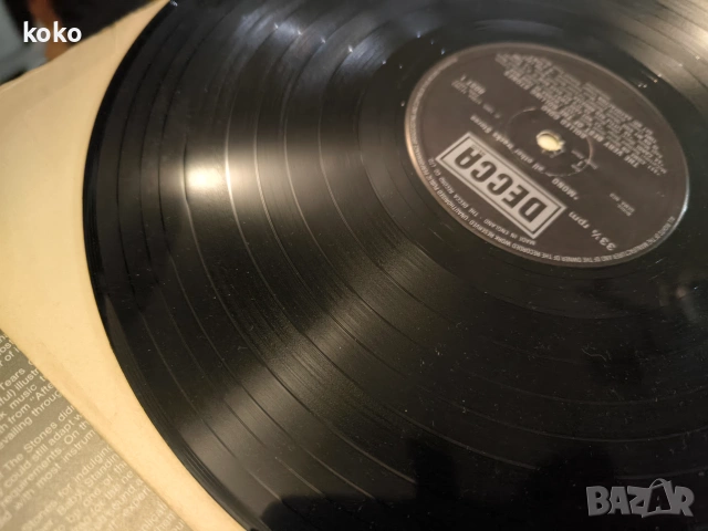 Двойна плоча Rolling Stones , снимка 10 - Грамофонни плочи - 55024351