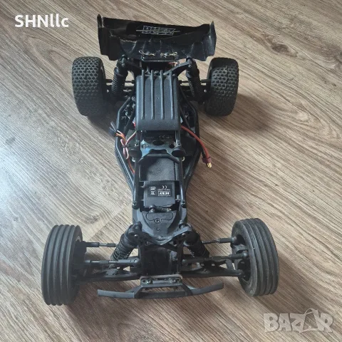 REELY Buzz RC Кола 1:10, снимка 2 - Коли, камиони, мотори, писти - 55581211