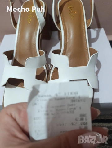 Нови бели сандали на ток, снимка 4 - Сандали - 55148696