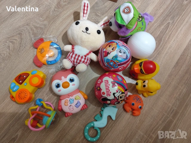 Комплект играчки за бебе