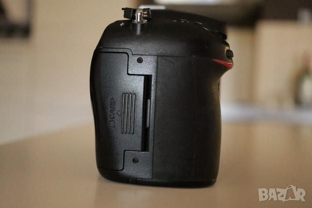 Nikon D7100 body + battery grip, снимка 6 - Фотоапарати - 54987316
