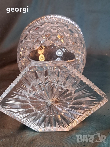 масивна кристална фасетирана ваза със столче Bohemia , снимка 8 - Вази - 54164030