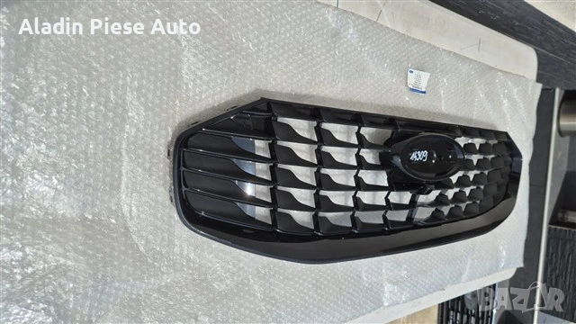 Front bumper central grille Ford Kuga year 2024 2025 2026 code PV4B-8200-BA, PV4B8200BA , снимка 3 - Аксесоари и консумативи - 54617440