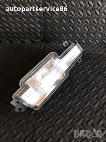 Задна мъгла за капака на багажника, лява страна за Subaru Legacy Estate (2008) VC02-1011 , снимка 3 - Части - 54238226
