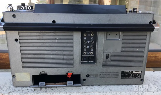 National Panasonic RS-466 
(Japan-1975)радиокасетофон, снимка 7 - Радиокасетофони, транзистори - 55692602
