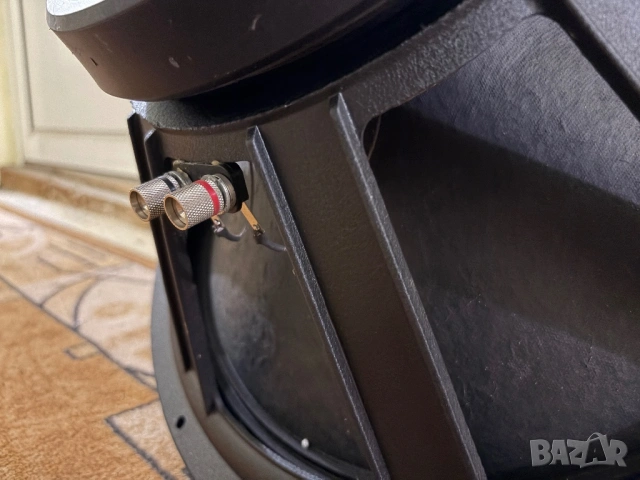 Басов високоговорител Eminence Omega PRO 18”, снимка 2 - Тонколони - 54695314