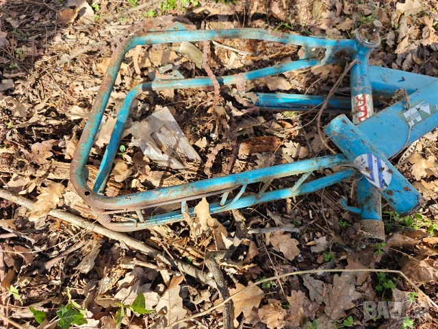 Продавам рамка за колело Балканче , снимка 8 - Велосипеди - 54117609