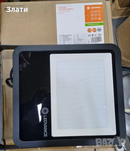 Прожектор LEDVANCE 165W 20000 лумина , снимка 2 - Прожектори - 53998980