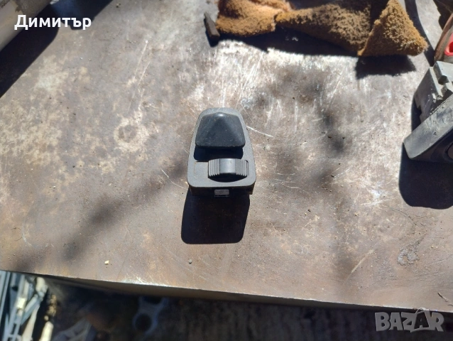 Бутон - Копче Ел. Огледала За БМВ Е46 2000г / BMW E46 2000y