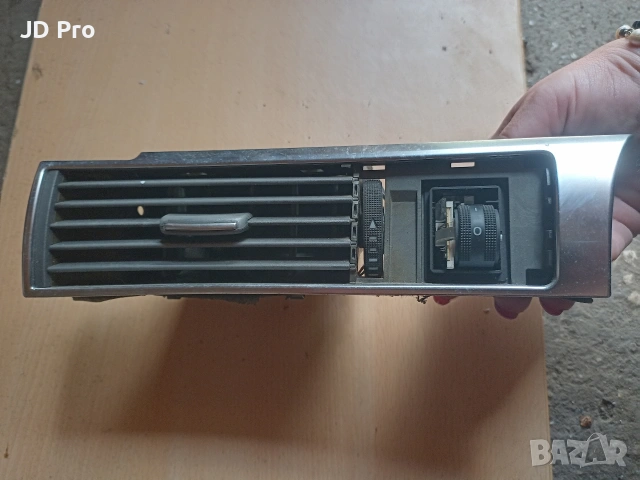 Audi A6 4F решетки духалки парно , снимка 3 - Части - 54889942