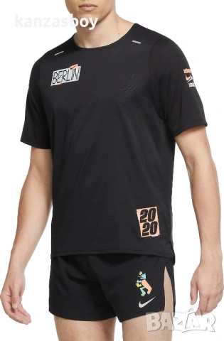 Nike M NK BERLIN RISE 365 TOP SS - мъжка ръннинг тениска Л, снимка 2 - Тениски - 54714943
