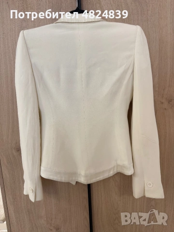 Бяло сако Emporio Armani, снимка 5 - Сака - 54620819