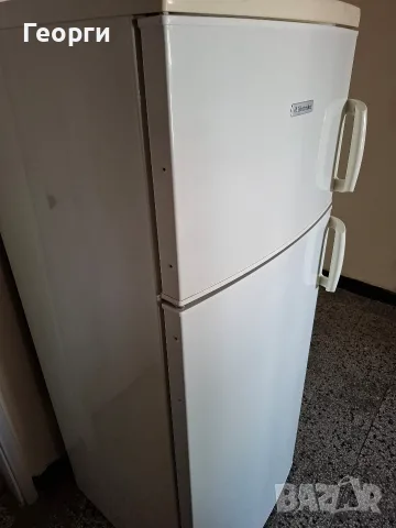 Хладилник с фризер Electrolux , снимка 3 - Хладилници - 55656120