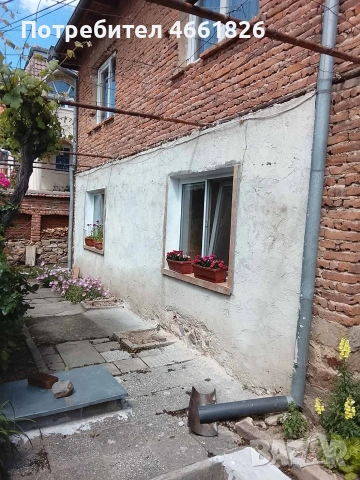 продавам къща в гр. Панагюрище 