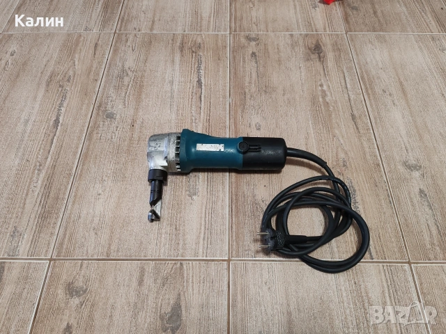 Makita JN1601 Нагер за рязане на ламарина. 